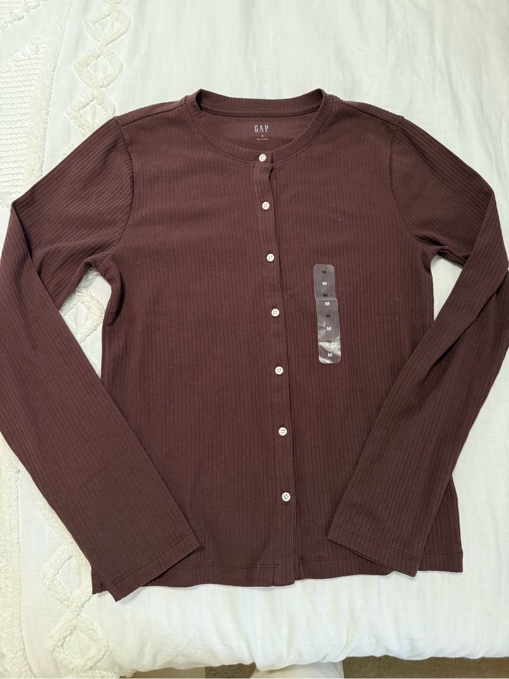 GAP Women's Ribbed Button Cardigan in Brown